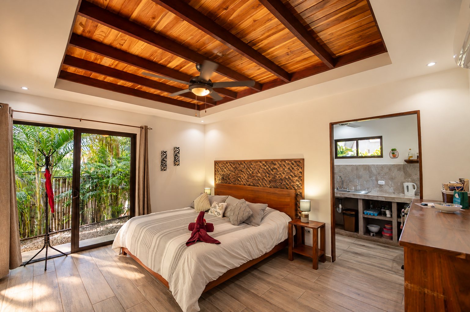 Deluxe Bungalow — photo 4